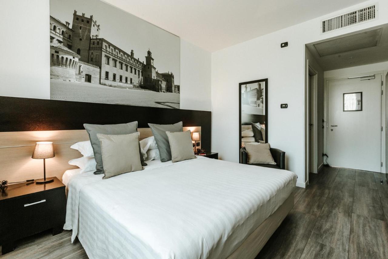 Hotel Carpi Eksteriør billede