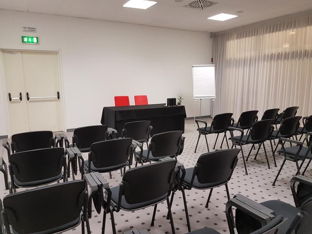 Hotel Carpi Eksteriør billede
